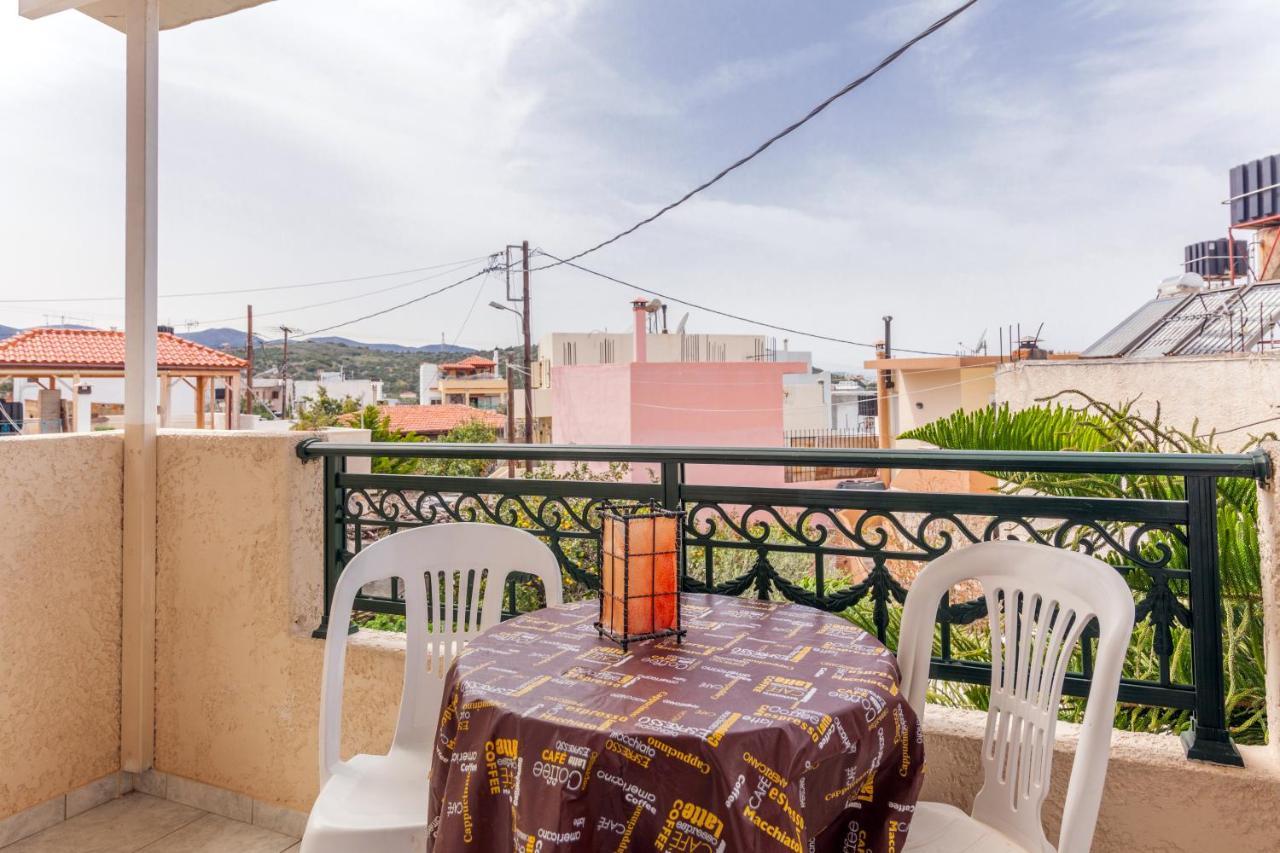 Guests Apartments In Sissi Creta Exterior photo